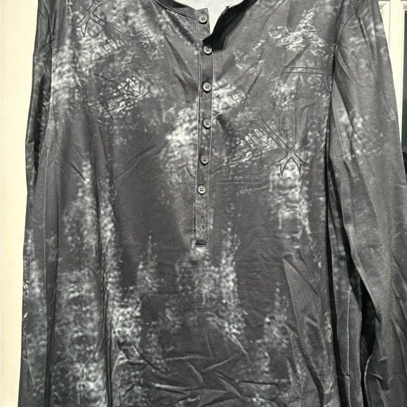 Men’s 2XL long sleeve shirt, shirt with cross,l crucifix design, casual - Picture 1 of 4